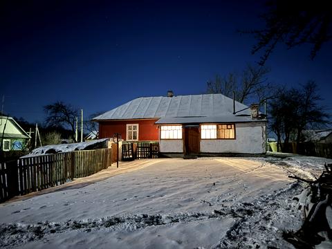 будинок за адресою Шкільна