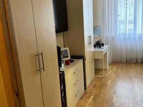 квартира за адресою Василя Симоненка вул., 4