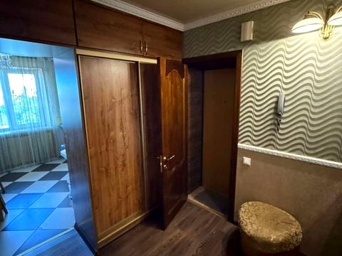 квартира за адресою Середньофонтанська вул., 12а