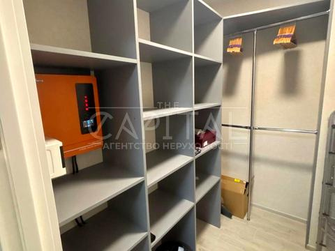 квартира по адресу Олександра Олеся ул., 4-Б