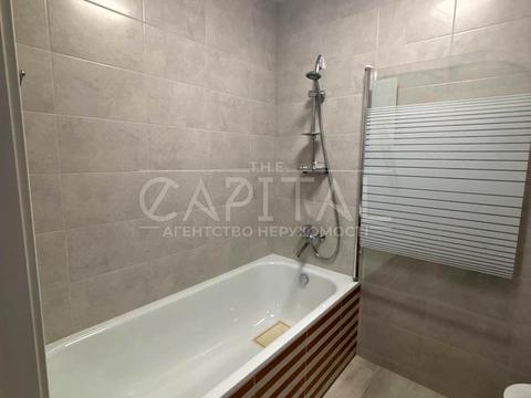 квартира по адресу Олександра Олеся ул., 4-Б