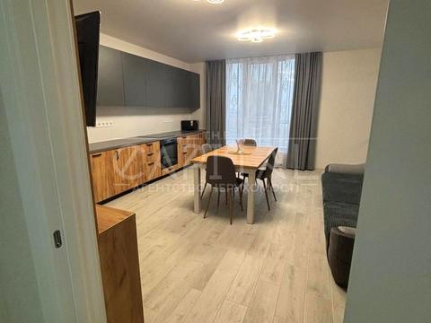 квартира по адресу Олександра Олеся ул., 4-Б