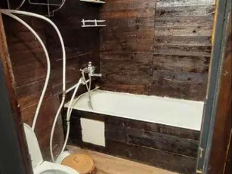 будинок за адресою Гайдамацька вул. (Волзька)