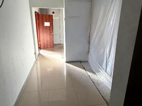 комерційна за адресою Слави бульв., 3