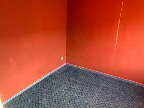 комерційна за адресою Слави бульв., 3