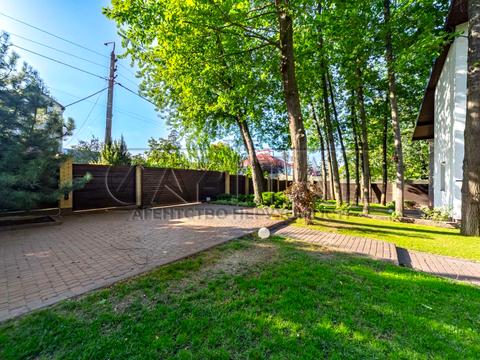 дом по адресу Патріарха Володимира Романюка ул. (Жовтнева), 1