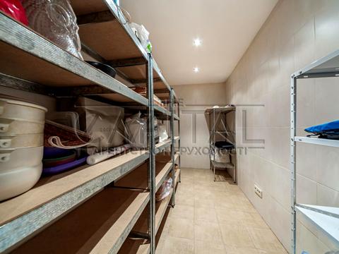 дом по адресу Патріарха Володимира Романюка ул. (Жовтнева), 1