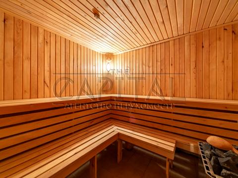 дом по адресу Патріарха Володимира Романюка ул. (Жовтнева), 1