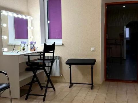 коммерческая по адресу Леси Украинки просп. (Пушкина), 12