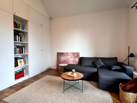 будинок за адресою набережна, 7