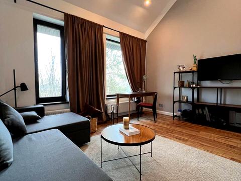 будинок за адресою набережна, 7