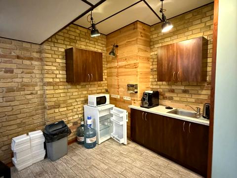 комерційна за адресою Велика Житомирська вул., 8/14