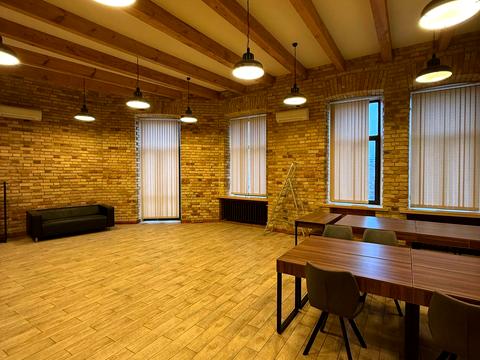 комерційна за адресою Велика Житомирська вул., 8/14