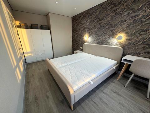 квартира по адресу Олександра Олеся ул., 9-А