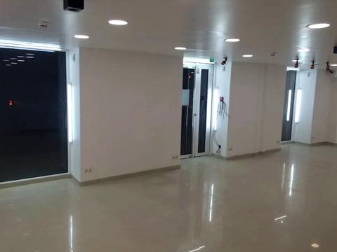 комерційна за адресою Дніпро, Дмитра Яворницького просп. (Карла Маркса), 54