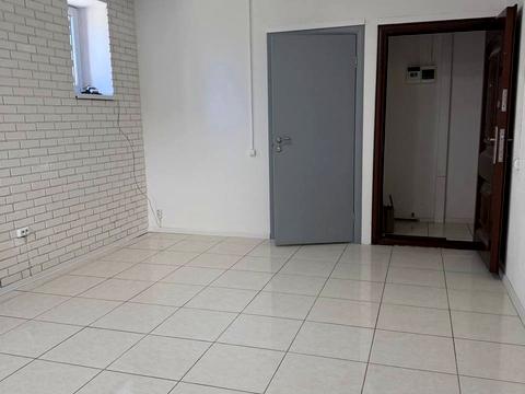 комерційна за адресою Матвія Донцова вул. (Тургенєвська), 91