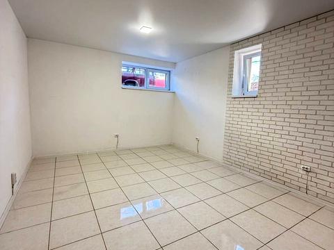 комерційна за адресою Матвія Донцова вул. (Тургенєвська), 91