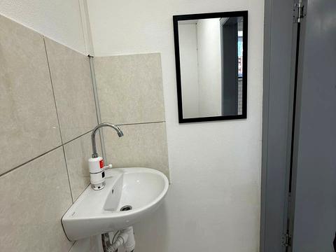 комерційна за адресою Матвія Донцова вул. (Тургенєвська), 91