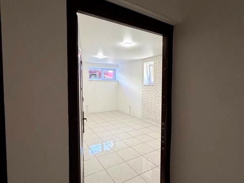 комерційна за адресою Матвія Донцова вул. (Тургенєвська), 91