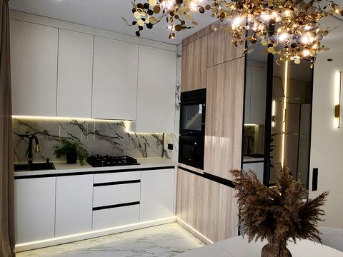 квартира за адресою 24 Серпня вул., (Будинок 12)