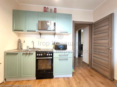 квартира за адресою Ревуцького вул., 54