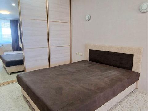 квартира за адресою Академіка Глушкова просп., 9-В