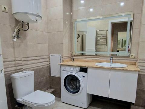 квартира за адресою Академіка Глушкова просп., 9-В