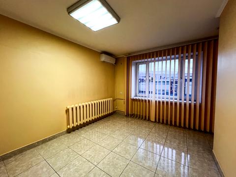 комерційна за адресою Соборності просп., 42