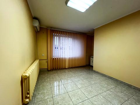 комерційна за адресою Соборності просп., 42