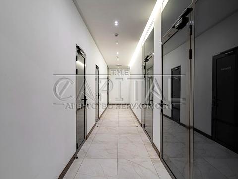 комерційна за адресою Полтавська вул., 12