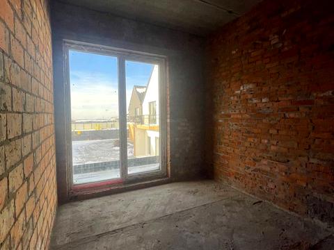 будинок за адресою вул. Партнерська