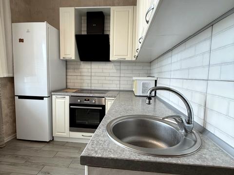 квартира за адресою Кирило-Мефодіївська вул., 2