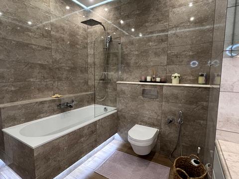 квартира за адресою Андрія Верхогляда вул. (Михайла Драгомирова), 14-А