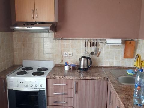 квартира за адресою Анни Ахматової вул., 4