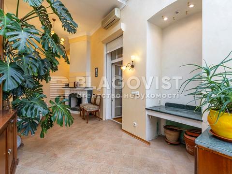 квартира по адресу Андреевский спуск, 2-Г