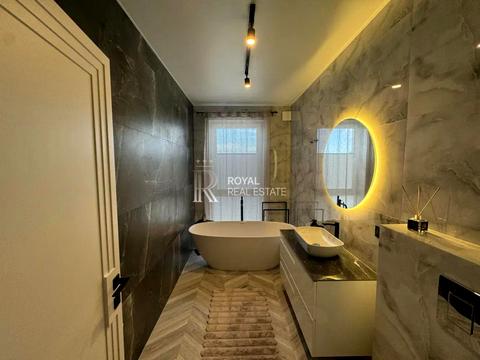 будинок за адресою Виноградна вул., 2