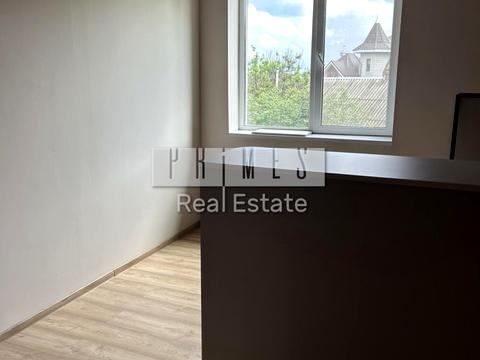 комерційна за адресою Анатолія Солов'яненка вул., 78