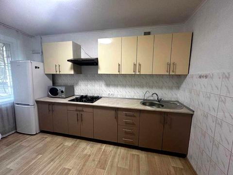 квартира за адресою Академіка Янгеля вул., 4