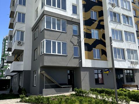 комерційна за адресою Павла Чубинського вул., 15