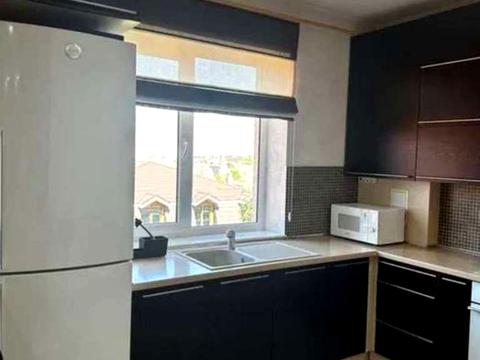 квартира за адресою Академіка Амосова вул., 6