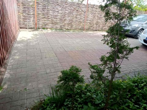 будинок за адресою Польова