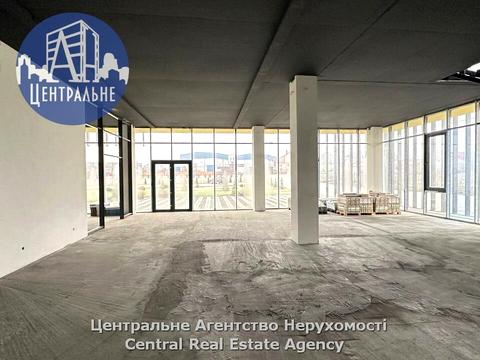 комерційна за адресою Головна, 2Е