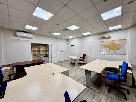 комерційна за адресою Верхній Вал вул., 62