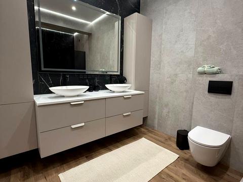 дом по адресу Институтская ул. (Артема)