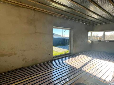 дом по адресу Центральна, 8