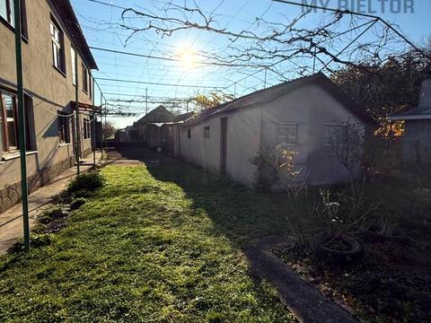 будинок за адресою Центральна, 80