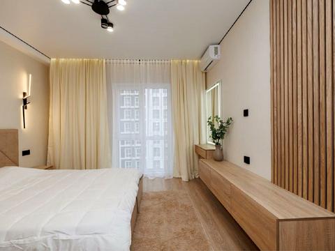 квартира за адресою Михайла Максимовича вул. (Онуфрія Трутенка), (Будинок «Віндзор»)