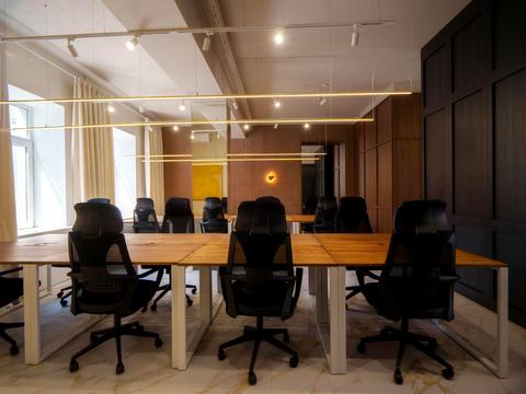 комерційна за адресою Еспланадна вул., 32