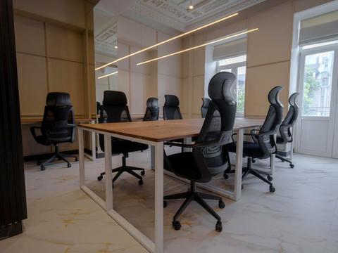 комерційна за адресою Еспланадна вул., 32