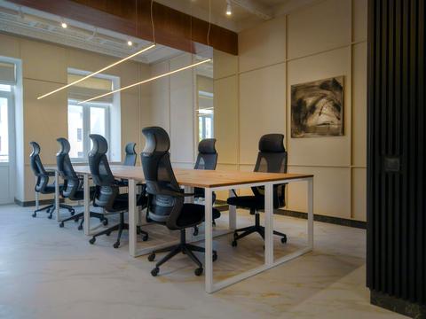 комерційна за адресою Еспланадна вул., 32